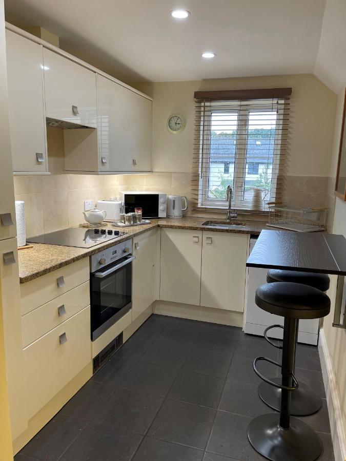 Ground Floor Garden Cottage, Near Stonehenge Shrewton Экстерьер фото